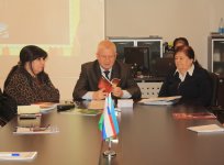 Профессиональная дискуссия учителей в Баку (ФОТО)