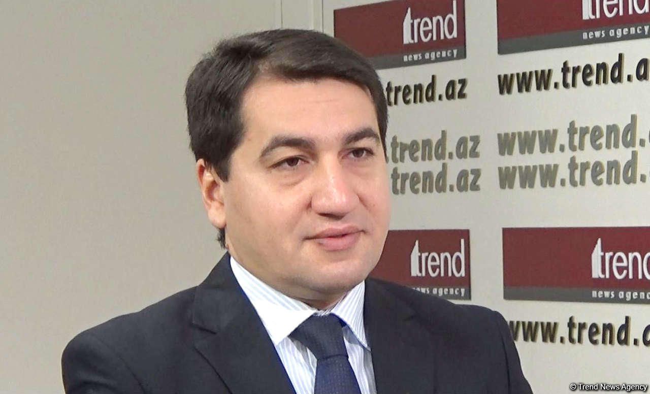 Глава МИД Армении по-прежнему занимается бессмысленной игрой словами - Хикмет Гаджиев