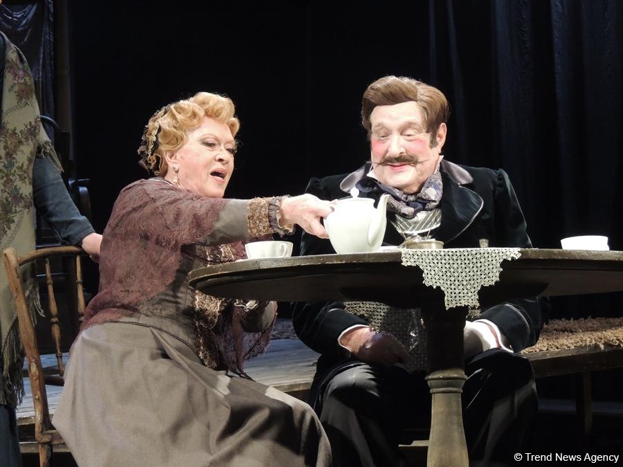 Алиса Фрейндлих и Олег Басилашвили отметили юбилей в Баку (ФОТО)