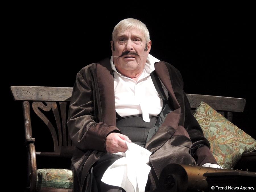 Алиса Фрейндлих и Олег Басилашвили отметили юбилей в Баку (ФОТО)