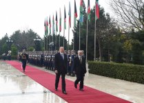 В Азербайджане состоялась церемония официальной встречи президента Афганистана (ФОТО)