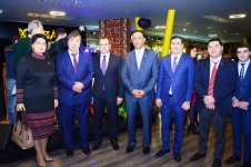 В Баку состоялась презентация первого тома “Энциклопедии азербайджанского
ковра" (ФОТО)