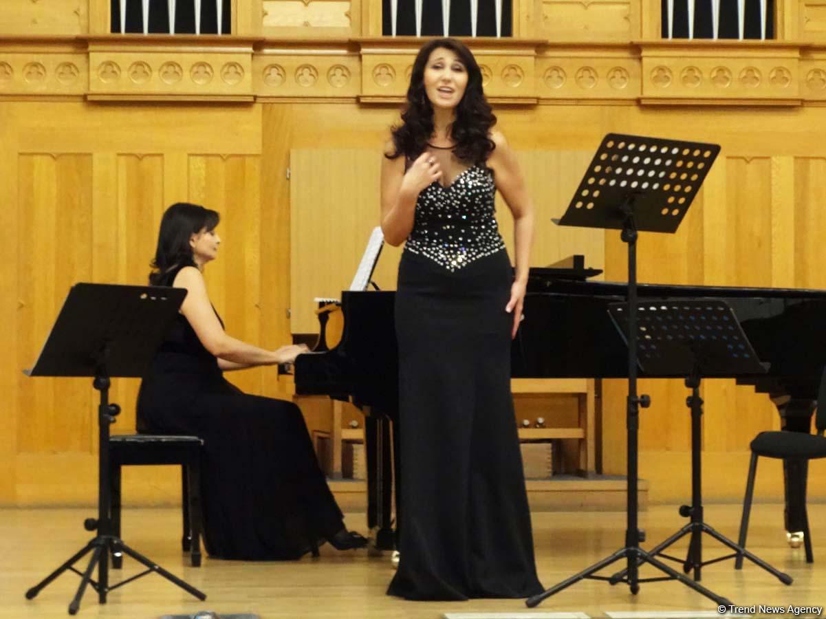 Феноменальная виртуозность заслуженной артистки Азербайджана Наргиз Алияровой (ФОТО)