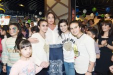 Мехрибан Алиева приняла участие в празднике, организованном для детей Фондом Гейдара Алиева (ФОТО)
