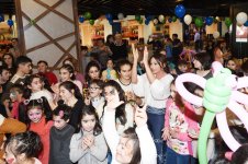 Мехрибан Алиева приняла участие в празднике, организованном для детей Фондом Гейдара Алиева (ФОТО)