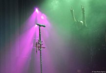 "Космическая" Наргиз Закирова в Баку: "Здравствуй, земля великих и творческих людей!" (ФОТО)