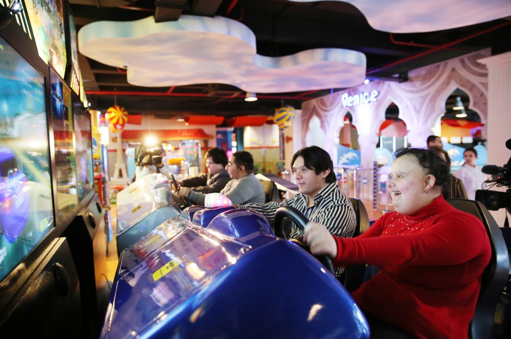 Мехрибан Алиева приняла участие в празднике, организованном для детей Фондом Гейдара Алиева (ФОТО)