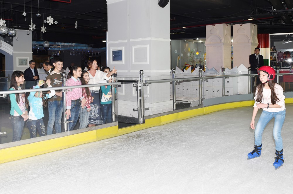 Мехрибан Алиева приняла участие в празднике, организованном для детей Фондом Гейдара Алиева (ФОТО)