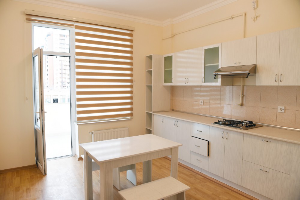 Президент Азербайджана и его супруга приняли участие в открытии жилого здания для инвалидов по зрению (ФОТО)