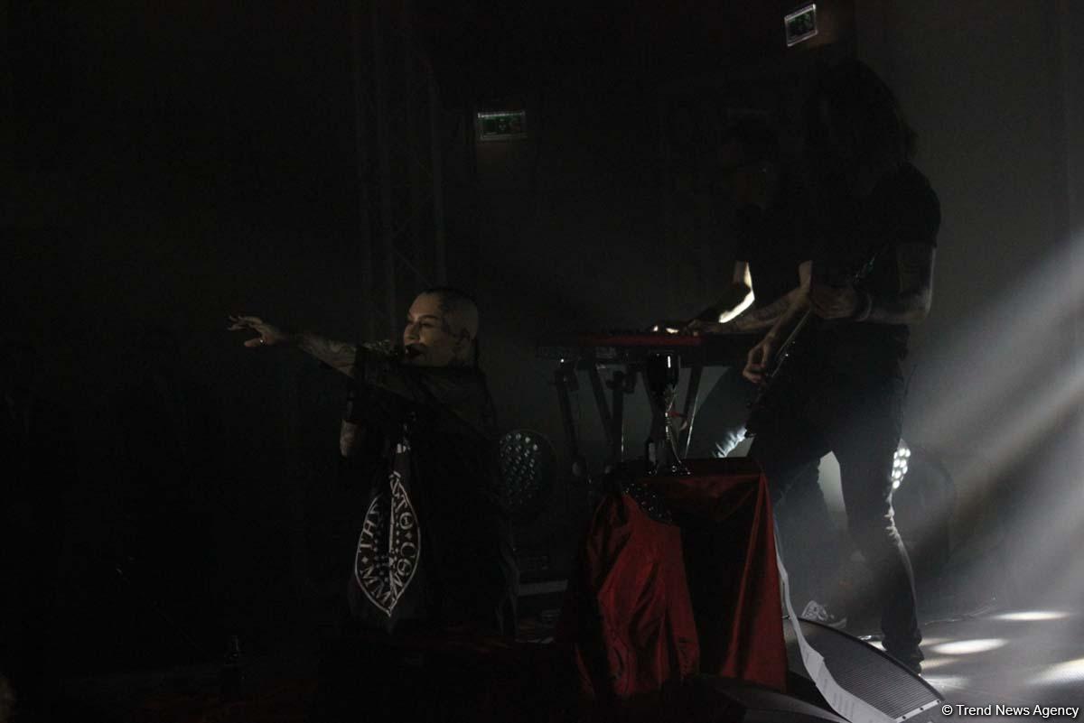 "Космическая" Наргиз Закирова в Баку: "Здравствуй, земля великих и творческих людей!" (ФОТО)