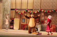 "Маша и Медведь" очаровали юных бакинцев и их родителей (ФОТО)