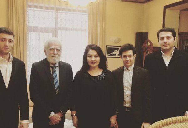 Айбениз Гашимова и солисты "Бюльбюлляр" стали гостями посла Кубы (ФОТО)