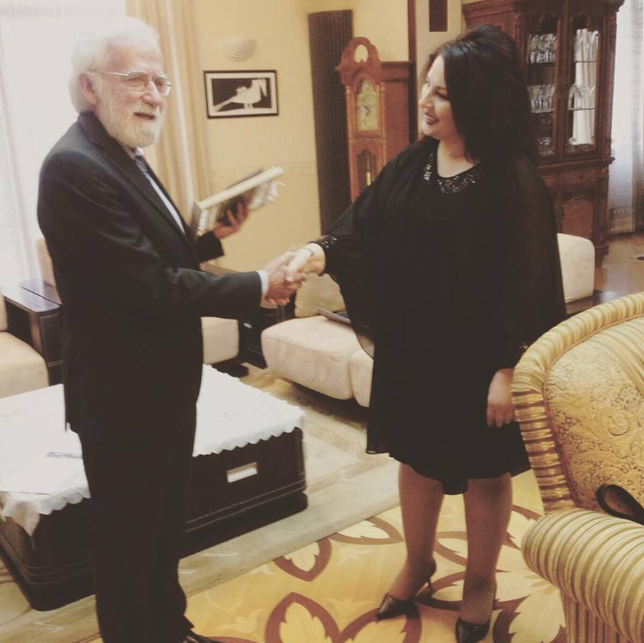 Айбениз Гашимова и солисты "Бюльбюлляр" стали гостями посла Кубы (ФОТО)