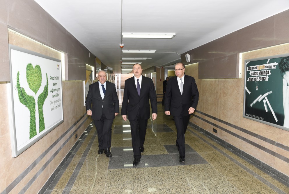 Президент Азербайджана принял участие в открытии второго выхода одной из станций бакинского метро (ФОТО)