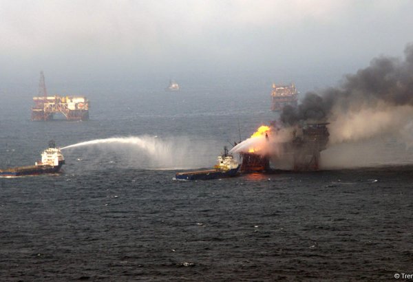 В Азербайджане выплачены единовременные компенсации семьям погибших и пропавших без вести нефтяников