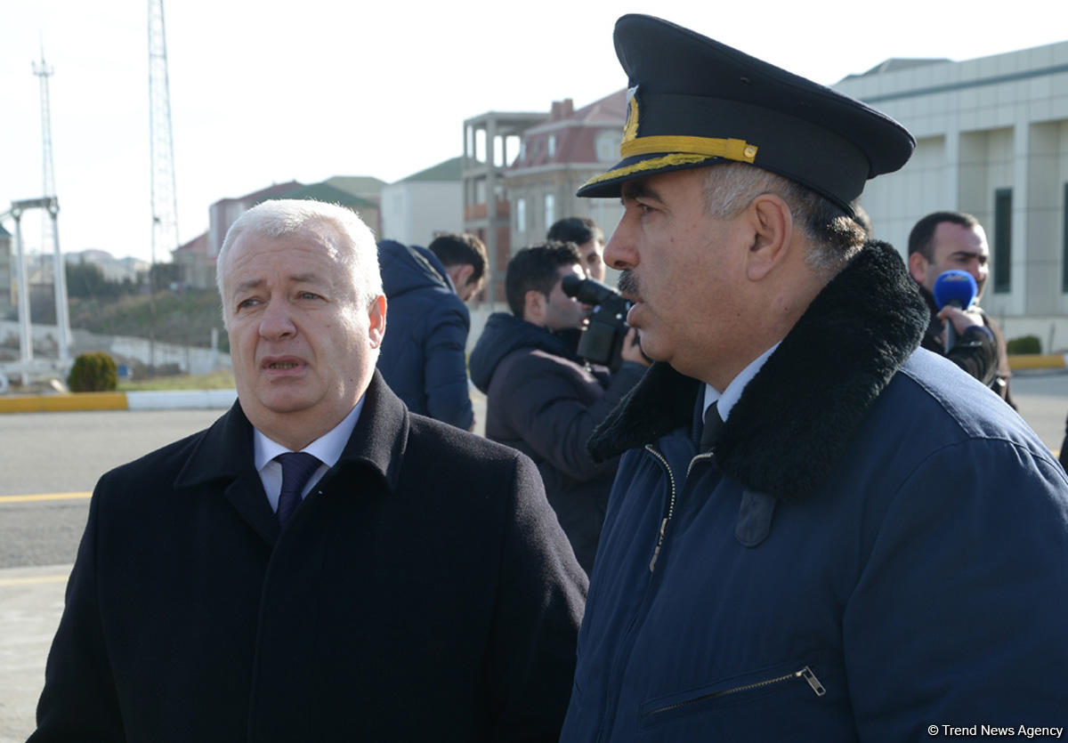 Работы по тушению пожара на аварийной платформе месторождения "Гюнешли" (ФОТО)