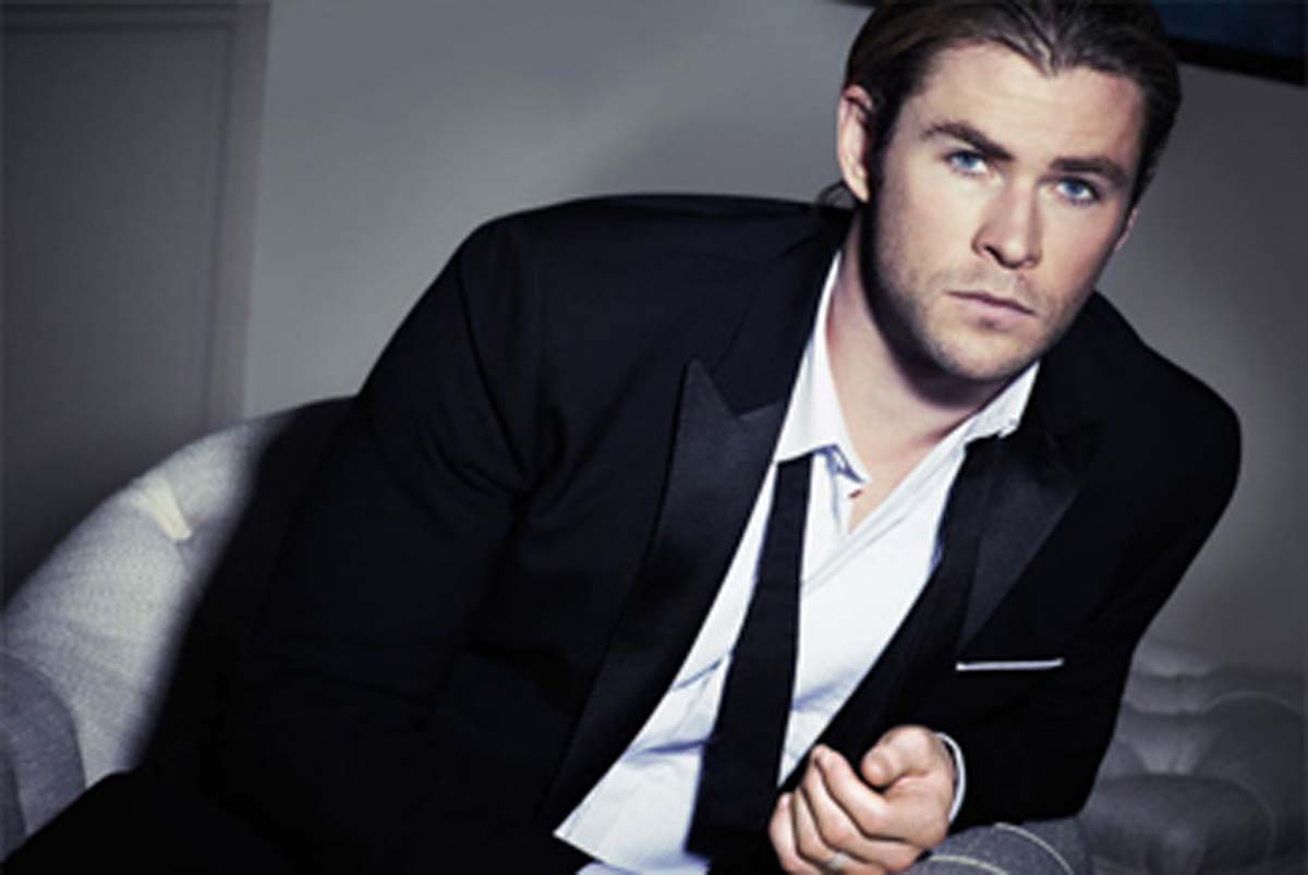 Джонни Депп и Сандра Буллок признаны главными любимцами фанатов (ФОТО)