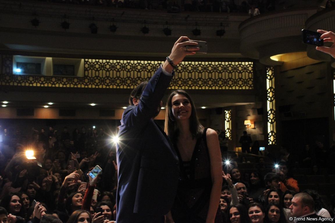 Чагатай Улусой и сотни бакинских поклонниц – фейерверк эмоций (ФОТО)