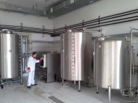 Предприниматели приветствуют отмену запрета на продажу в Азербайджане алкоголя за наличные