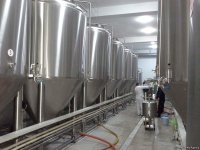 Предприниматели приветствуют отмену запрета на продажу в Азербайджане алкоголя за наличные