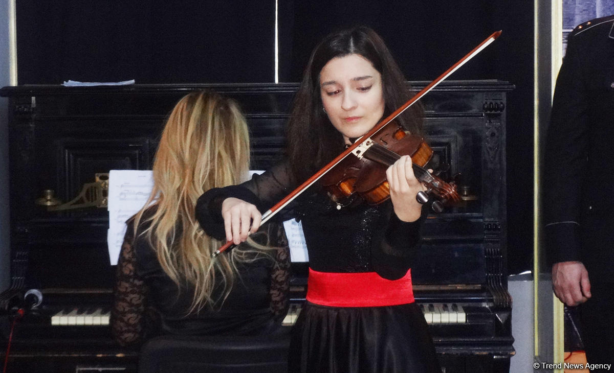 Трагедия 20 января глазами юных художников (ФОТО)