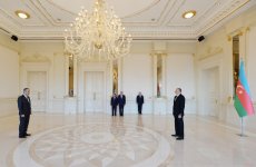 Президент Ильхам Алиев принял верительные грамоты новых послов Словении и Швеции
