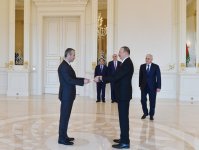 Президент Ильхам Алиев принял верительные грамоты новых послов Словении и Швеции