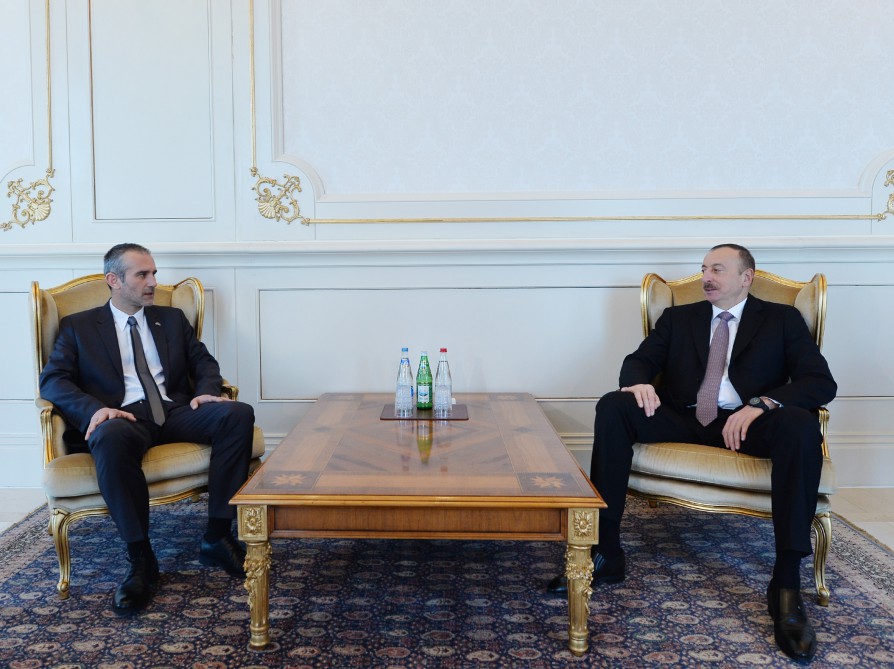 Президент Ильхам Алиев принял верительные грамоты новых послов Словении и Швеции