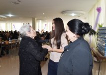 Вице-президент Фонда Гейдара Алиева Лейла Алиева встретилась с жителями пансионата для инвалидов войны и труда (ФОТО)