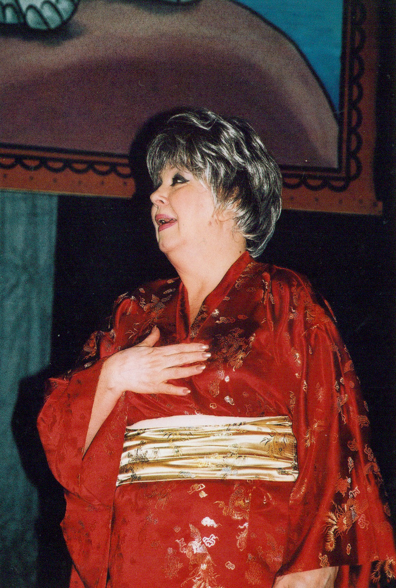 Евгения Невмержицкая: от Кубинской революции до эксцентричной дамы (ФОТО)