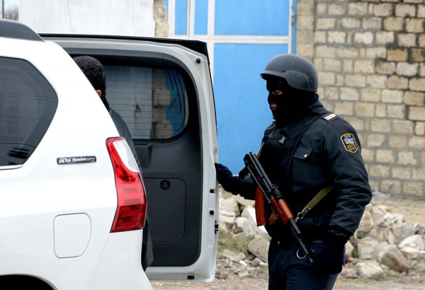 Полиция обнаружила бутылки с зажигательной смесью у жителя Нардарана