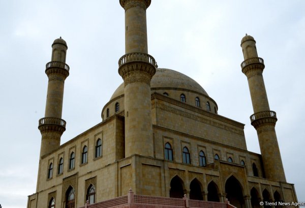 В мечети бакинского поселка Нардаран в день Ашура никаких правонарушений не выявлено