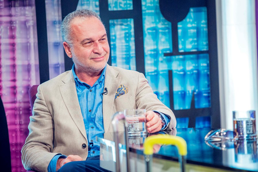 Ведущие "Пятого элемента" отправляются в теплые края? (ВИДЕО, ФОТО)