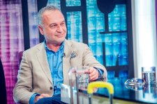 Ведущие "Пятого элемента" отправляются в теплые края? (ВИДЕО, ФОТО)