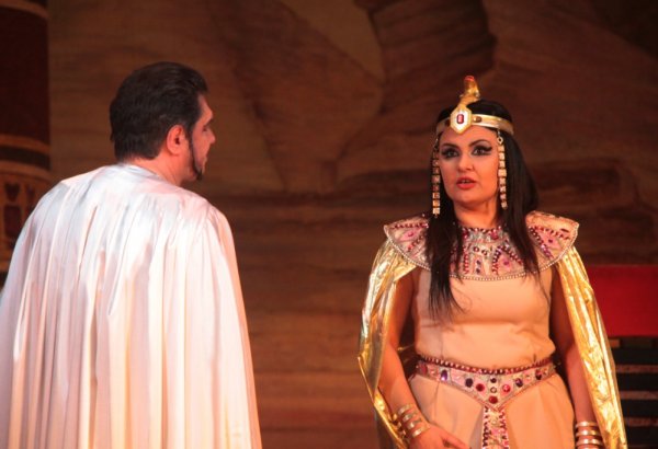 Драма сильных страстей в Баку (ФОТО)