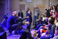 Когда пиццей не подавиться, или экстаз в Баку (ФОТО)