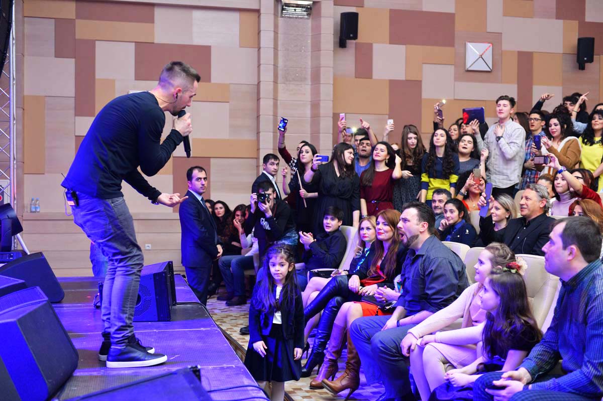 Когда пиццей не подавиться, или экстаз в Баку (ФОТО)