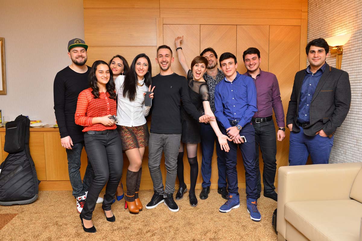 Когда пиццей не подавиться, или экстаз в Баку (ФОТО)