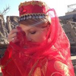 Яна Чурикова: "С удовольствием ношу азербайджанские платки в Москве" (ФОТО)