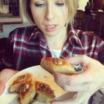 Яна Чурикова: "С удовольствием ношу азербайджанские платки в Москве" (ФОТО)