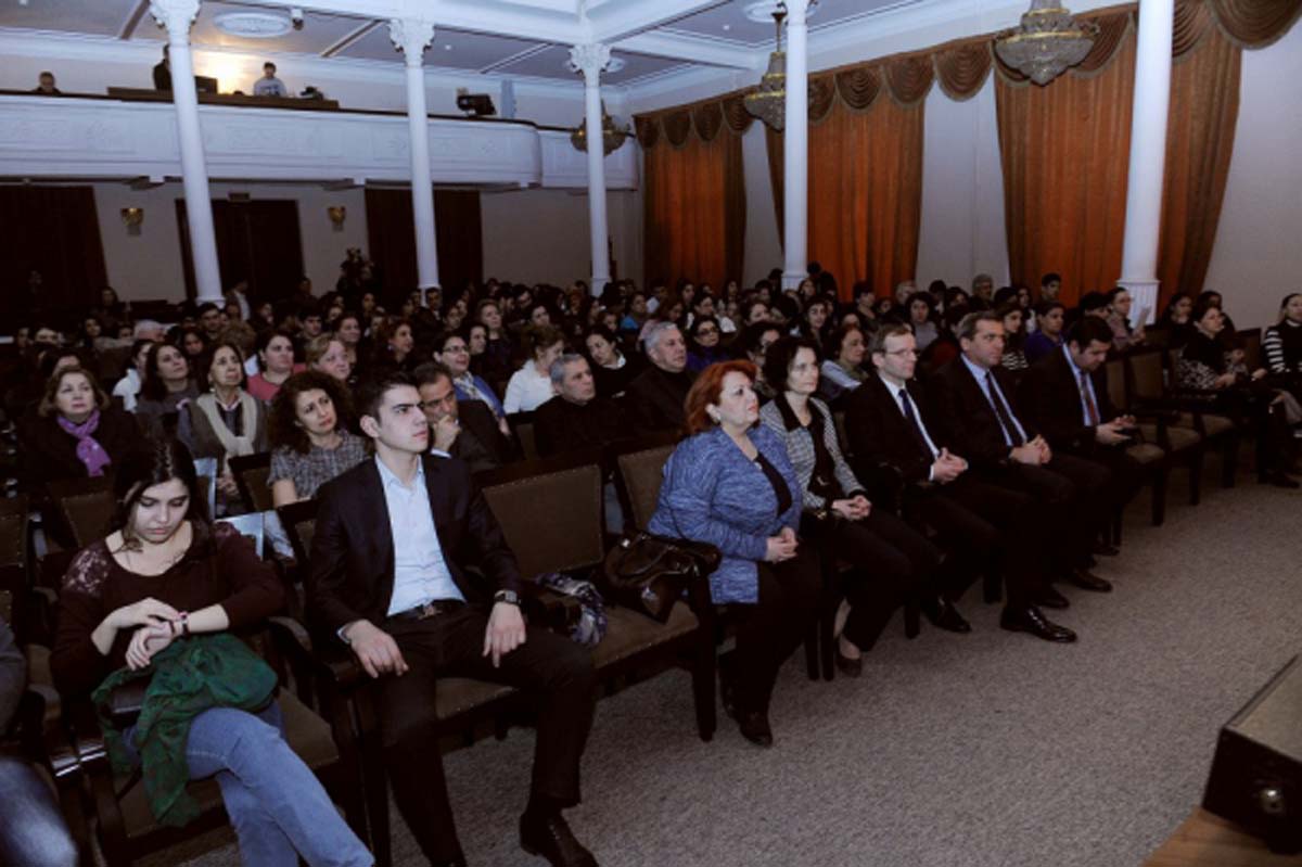 "Голос молодежи" в азербайджанских танцах (ФОТО)