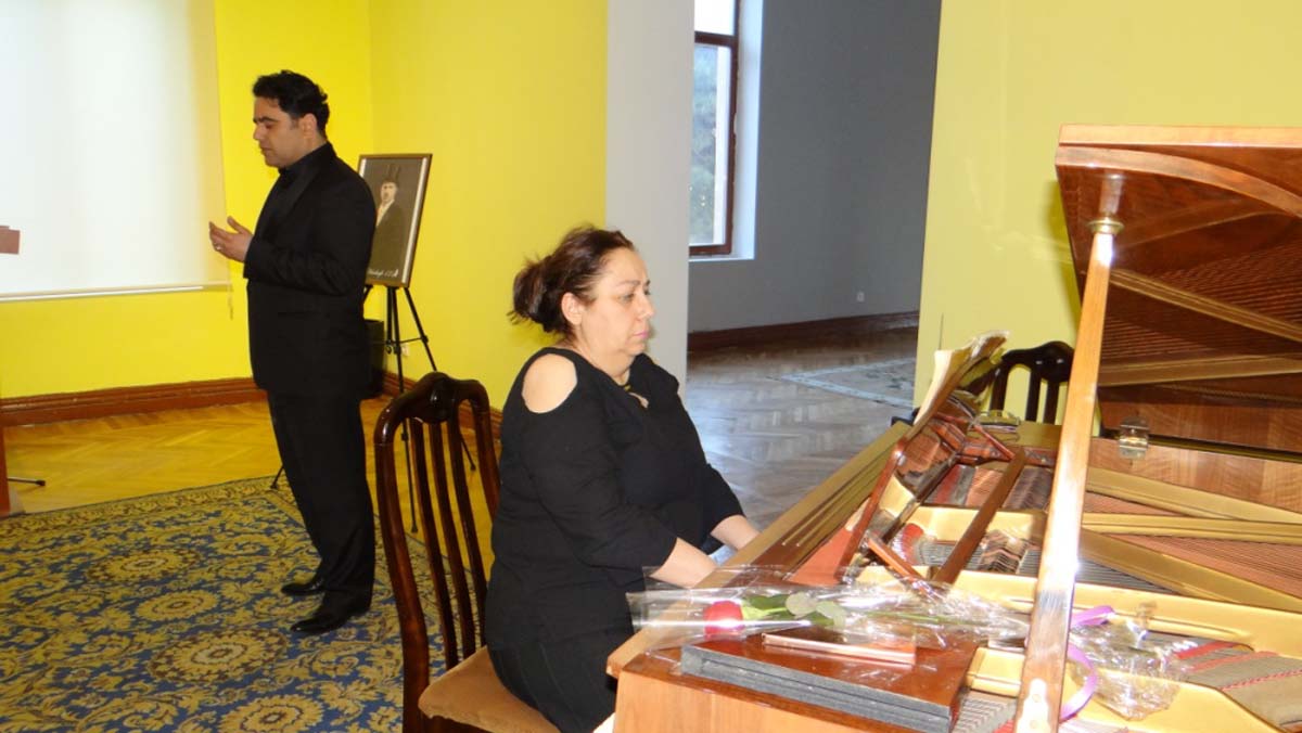 Азербайджанские ученые рассказали о деятельности Джейхуна Гаджибейли (ФОТО)