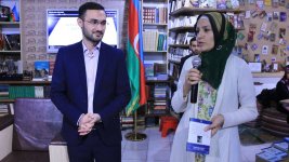 Азербайджанский писатель раскрыл секрет семейного счастья (ФОТО)