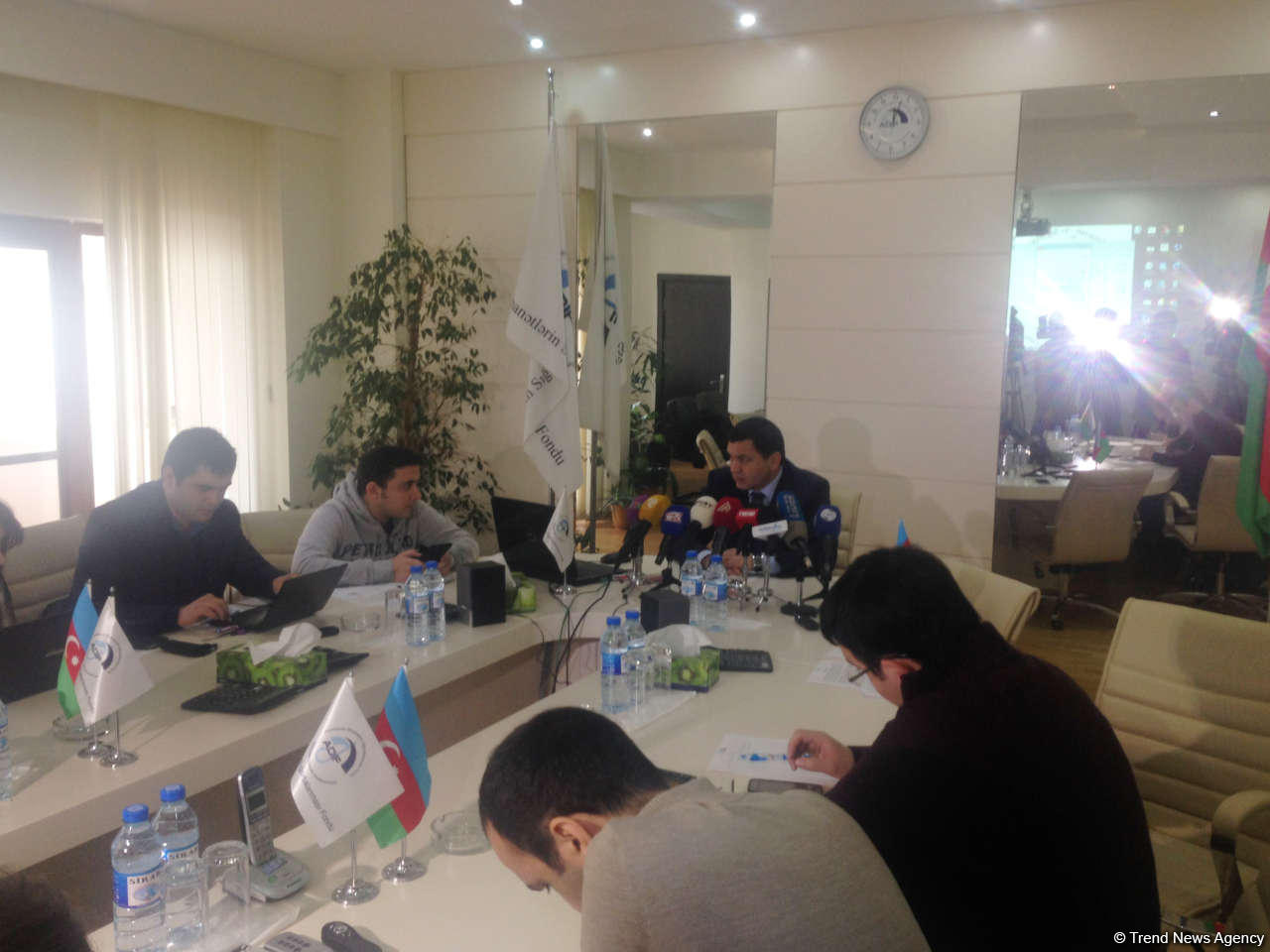 Активность клиентов по возврату вкладов из обанкротившегося Gandja Bank очень низкая - ADIF