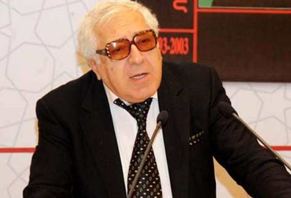 Что азербайджанская молодежь знает о творчестве Анара (ФОТО)