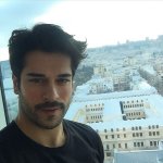 Бурак Озчивит и флаг Азербайджана (ФОТО)