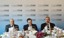 Президент Ильхам Алиев: Задача на предстоящие годы - диверсифицировать наш экспортный потенциал (ФОТО)