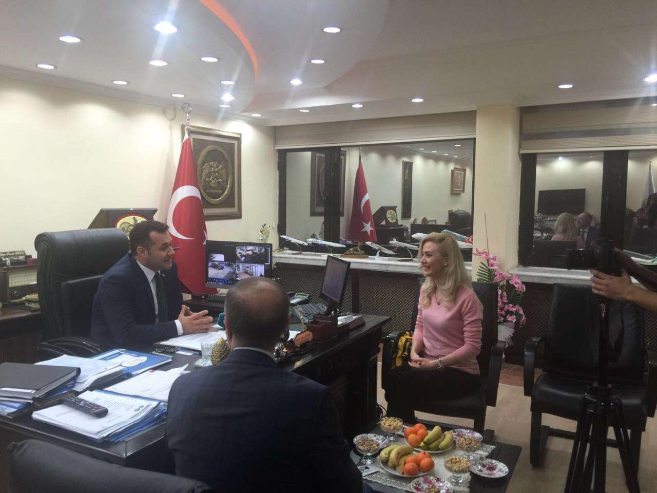 Актриса и телеведущая Айсель Назим рассказала о реализации проектов в Турции (ФОТО)