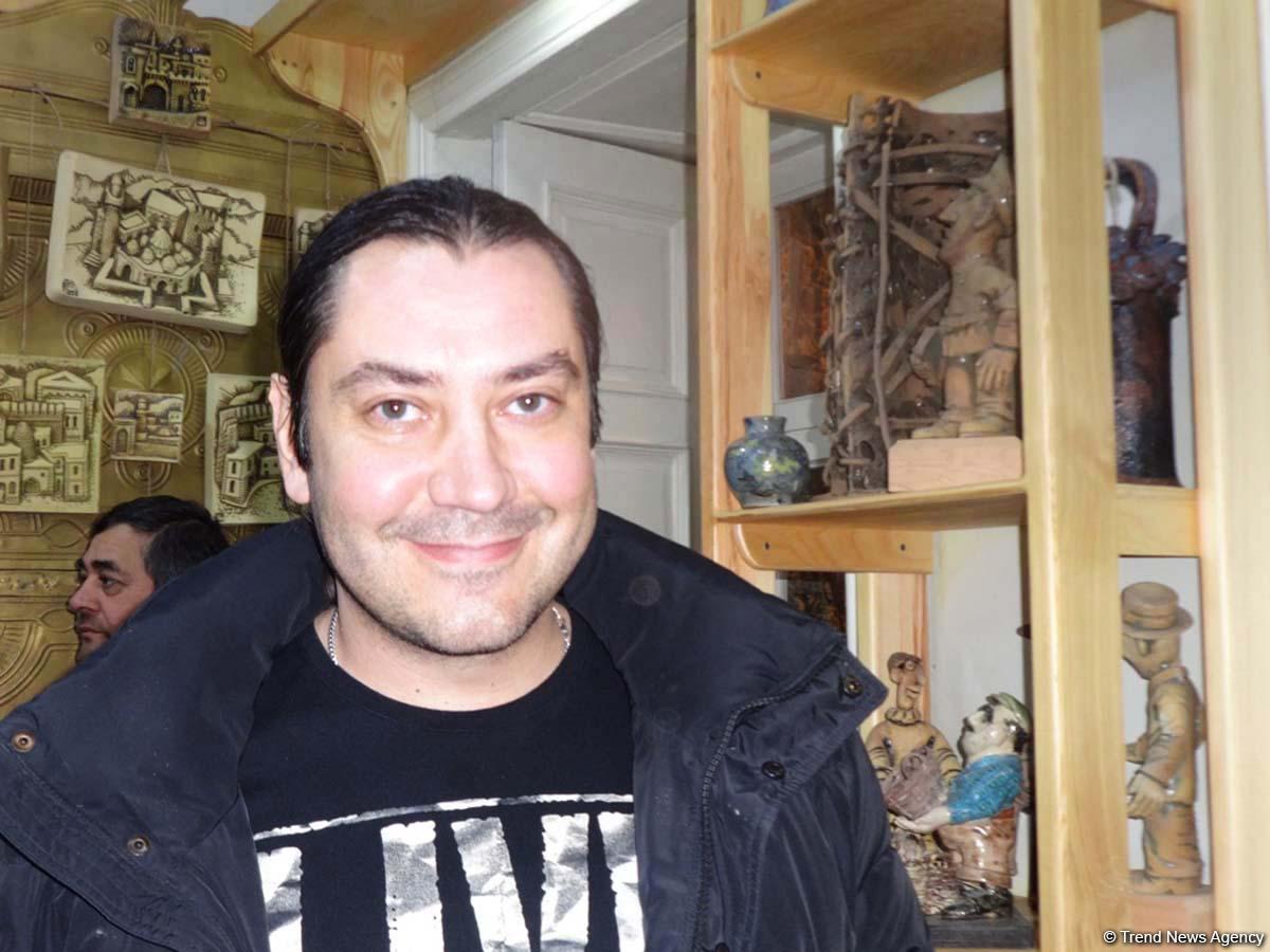 Необычная квартира Мир-Теймура Мамедова объединила Азербайджан и Казахстан (ФОТО)