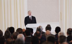 Президент Азербайджана ознакомился в Гяндже с условиями в религиозном комплексе «Имамзаде» после реконструкции